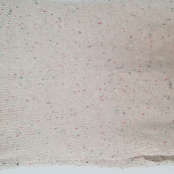 💛 89th&Madison | knit vest tunic in cream with red and green speckles | S - Picture 2 of 3